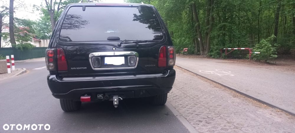 Lincoln Navigator - 28