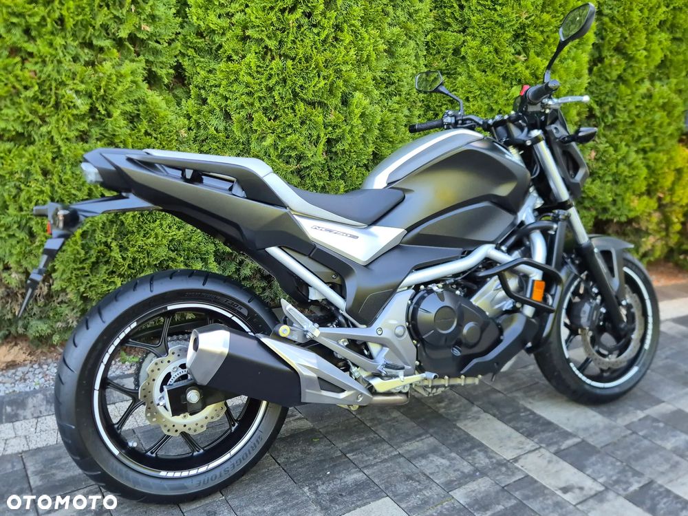 Honda NC - 12
