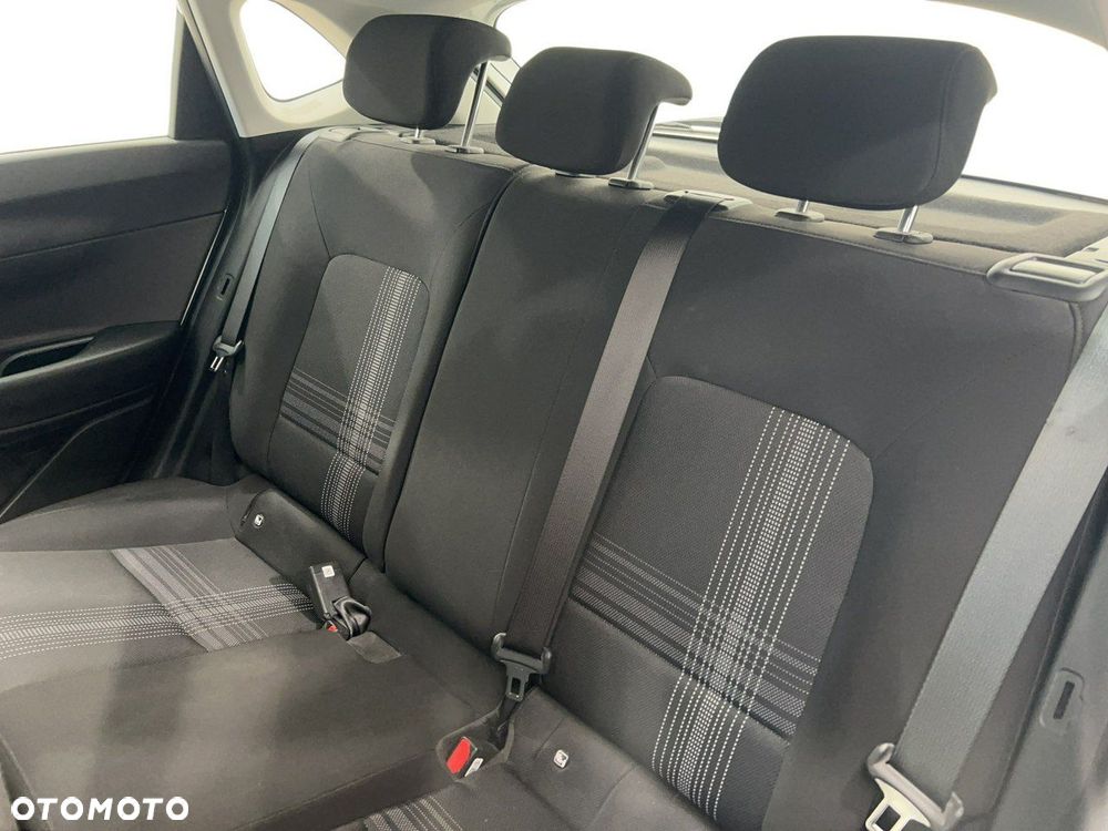 Hyundai i20 1.2 Pure - 12
