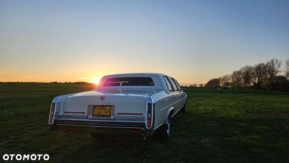 Cadillac Fleetwood 4.5 STD - 4