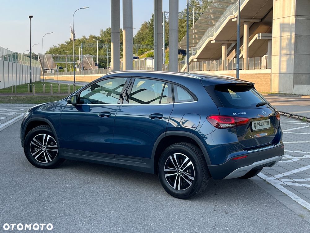 Mercedes-Benz GLA 200 Style - 9