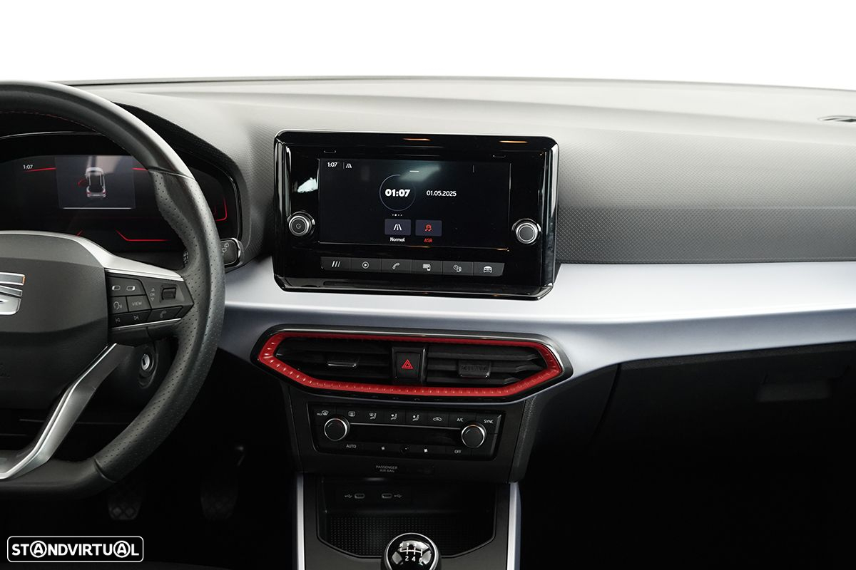SEAT Arona 1.0 TSI FR - 9