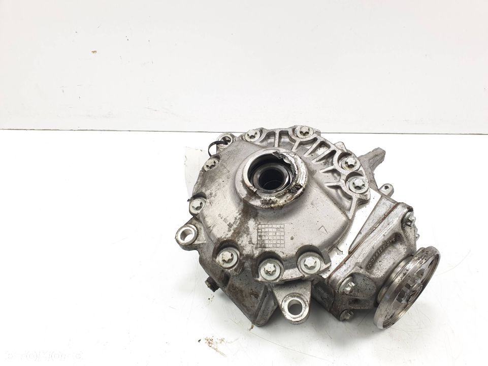 DYFERENCJAŁ PRZÓD MERCEDES C W205 4MATIC A2053350201 - 4