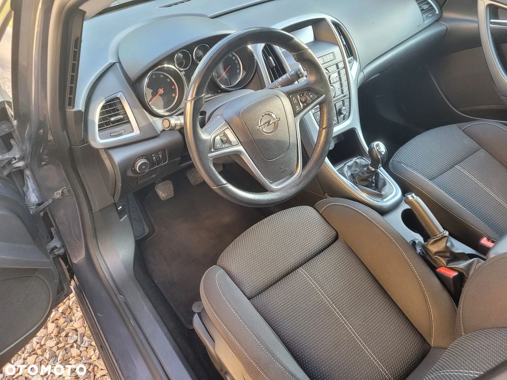 Opel Astra 1.4 Turbo - 24