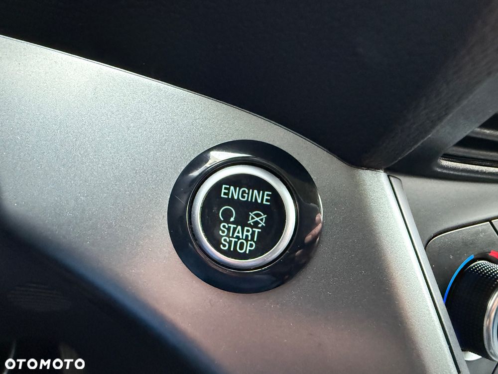 Ford Kuga 1.5 EcoBoost 2x4 Titanium - 28