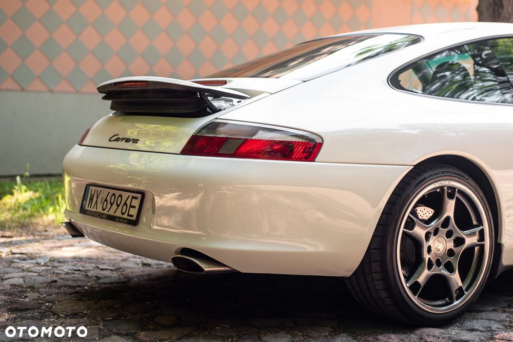 Porsche 911 - 25