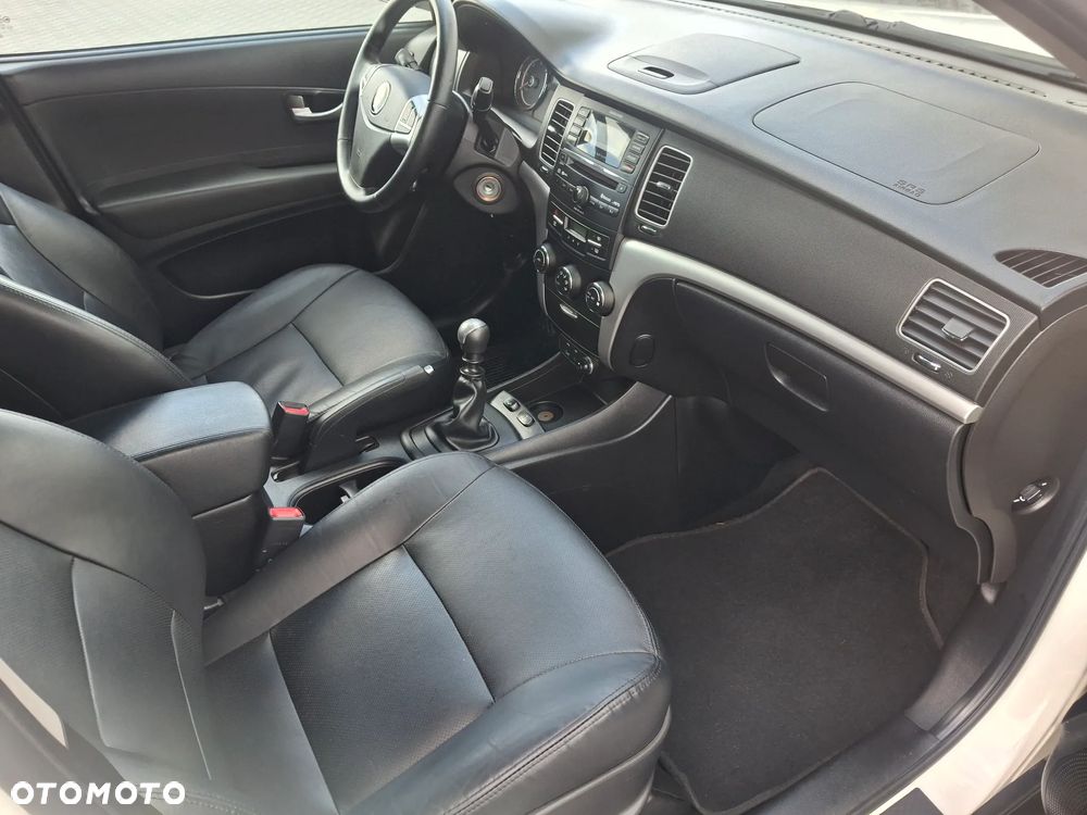SsangYong/KGM Korando 2.0 E-XDi DPF 4WD Quartz - 23