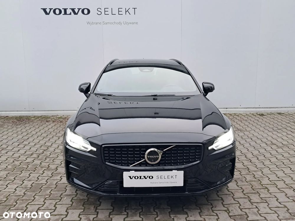 Volvo V60 B4 B Plus Dark - 3