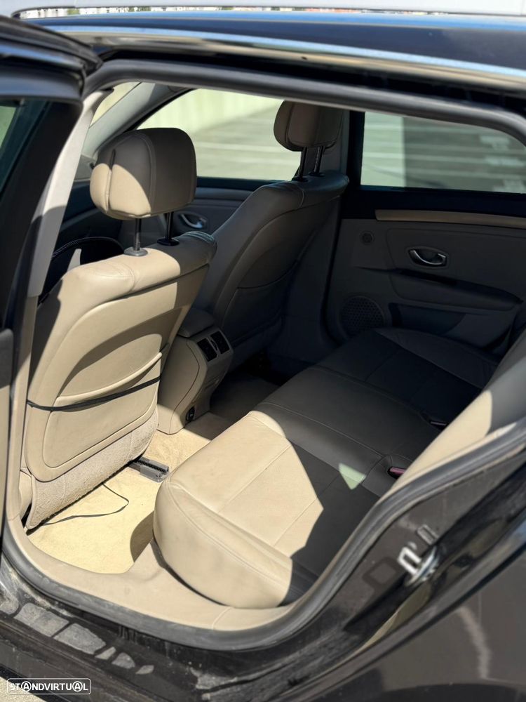 Renault Laguna Break ver-2-0-dci-luxe - 12