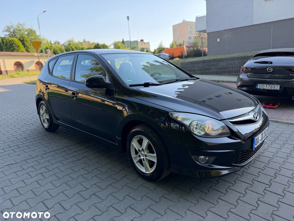 Hyundai i30 i30cw 1.4 UEFA EURO 2012 Edition - 12