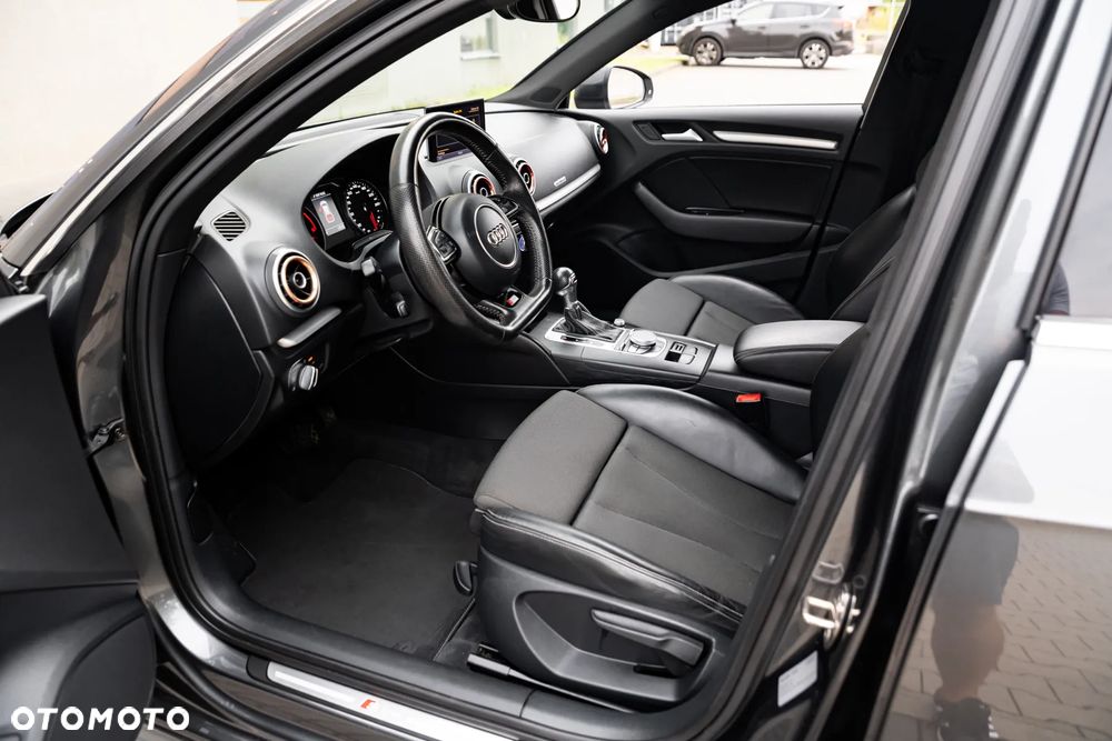 Audi A3 Sportback 2.0 TDI (clean diesel) quattro S tronic S line Sportpaket - 18
