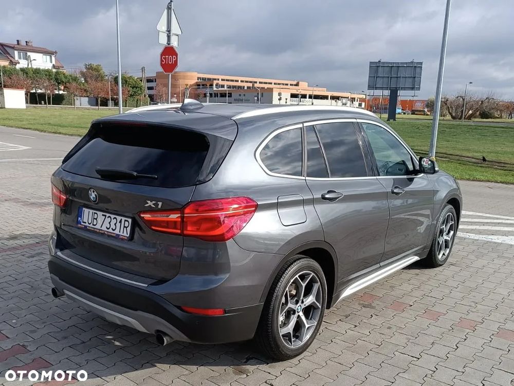 BMW X1 xDrive25i xLine - 4