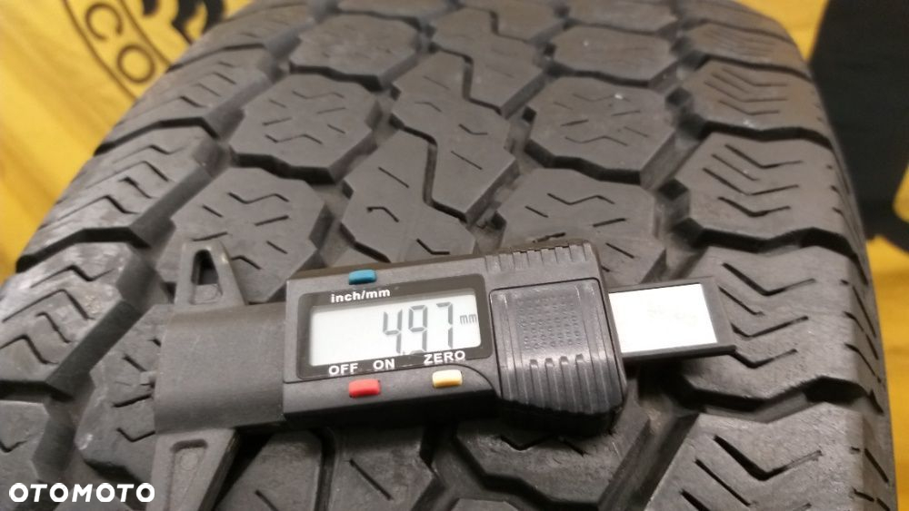 851 sztuka 235/65R16C GoodYear Vector dot.1714r. - 2