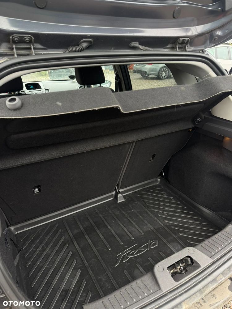 Ford Fiesta 1.0 EcoBoost STart-Stop Titanium - 13