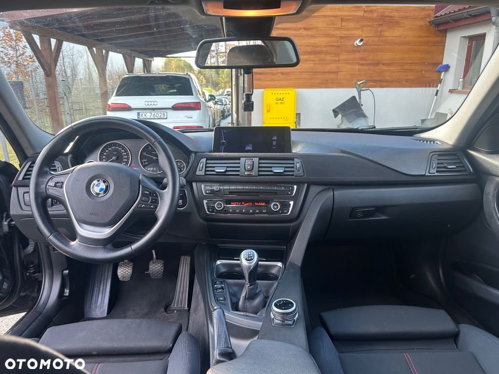 BMW Seria 3 320d - 6