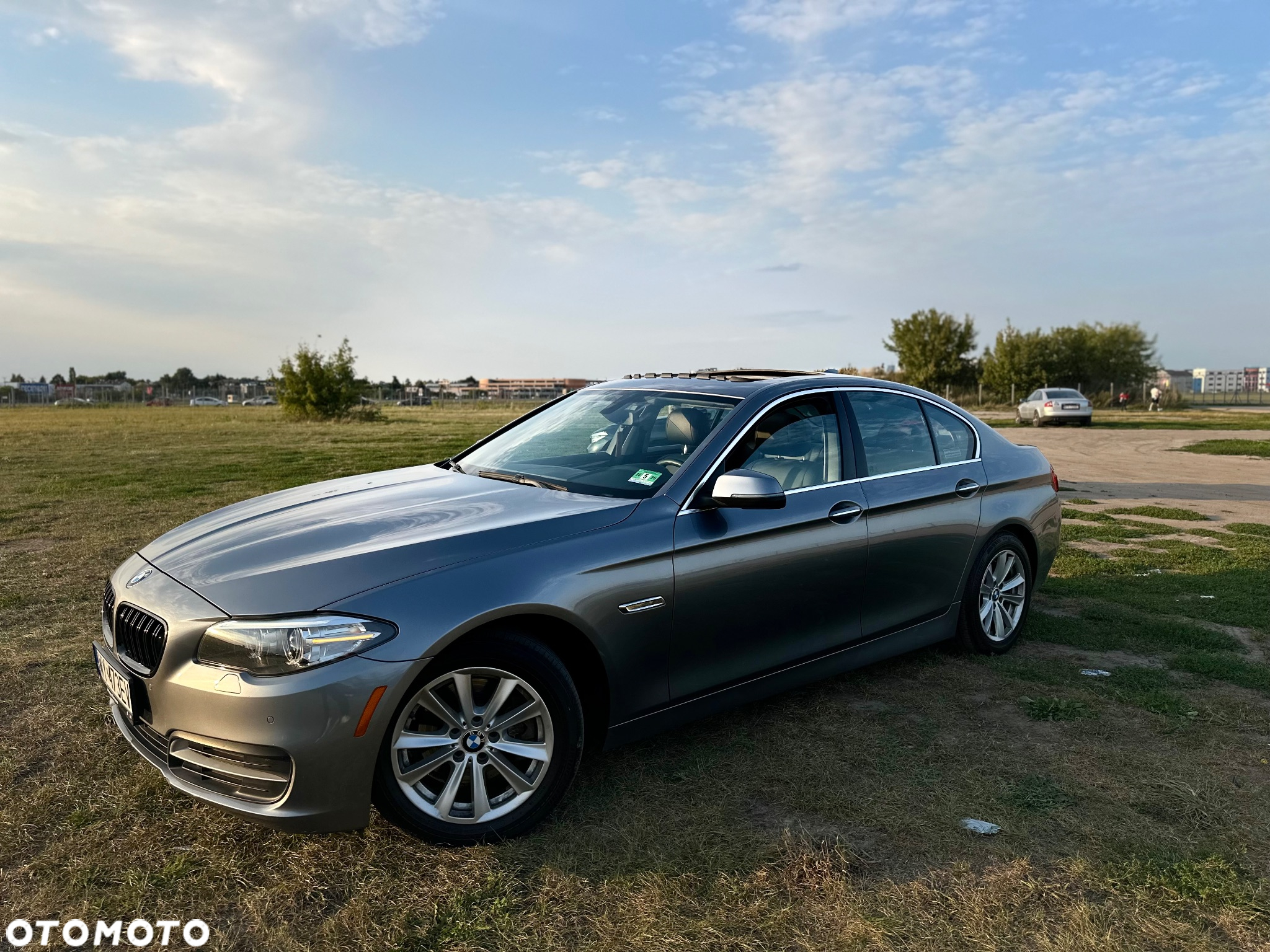 BMW Seria 5 528i xDrive - 5