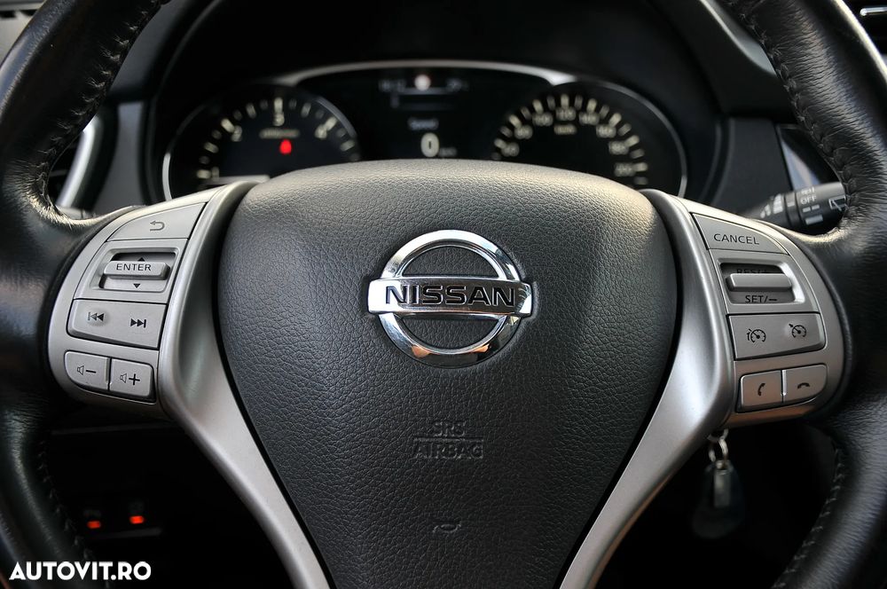 Nissan X-Trail 1.6 dCi ALL-MODE 4x4i N-Connecta - 16