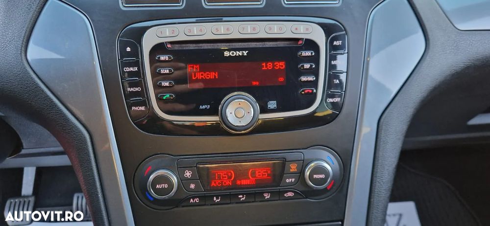 Ford Mondeo Turnier 1.6 TDCi Ambiente - 13