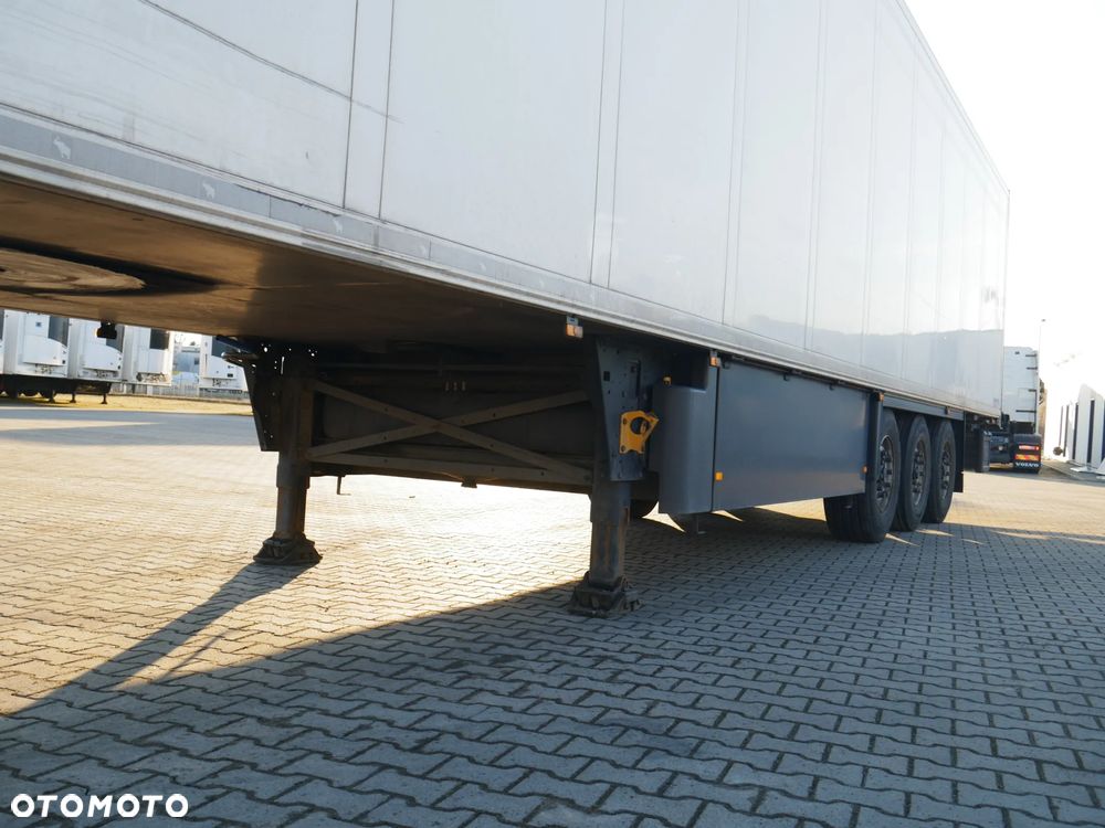 Schmitz Cargobull Chłodnia / Thermo King 300 / Doppelstock / TIP 641815 - 19