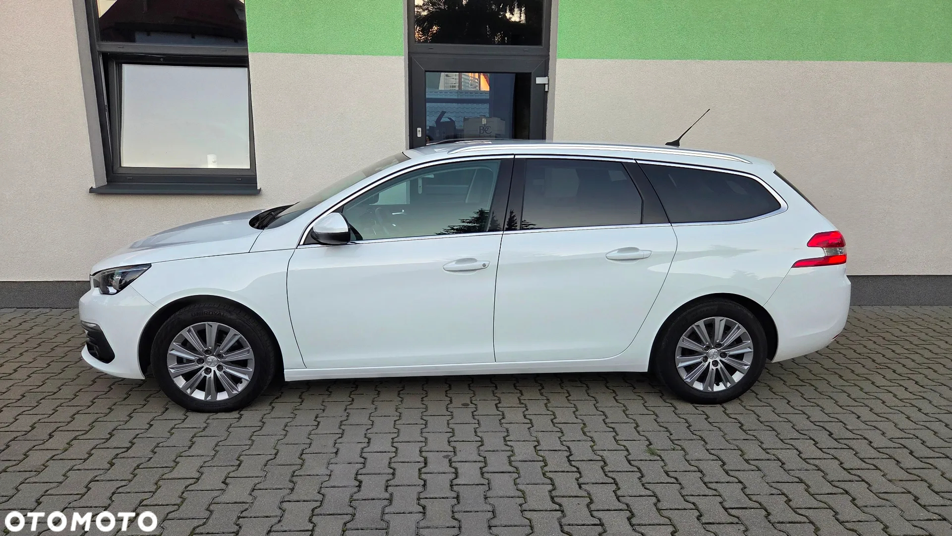 Peugeot 308 1.5 BlueHDi Allure Pack S&S EAT8 - 5