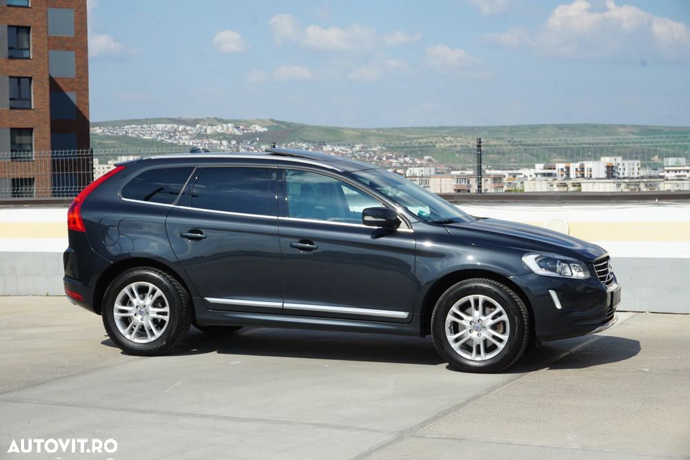 Volvo XC 60 D5 AWD Geartronic Summum - 21