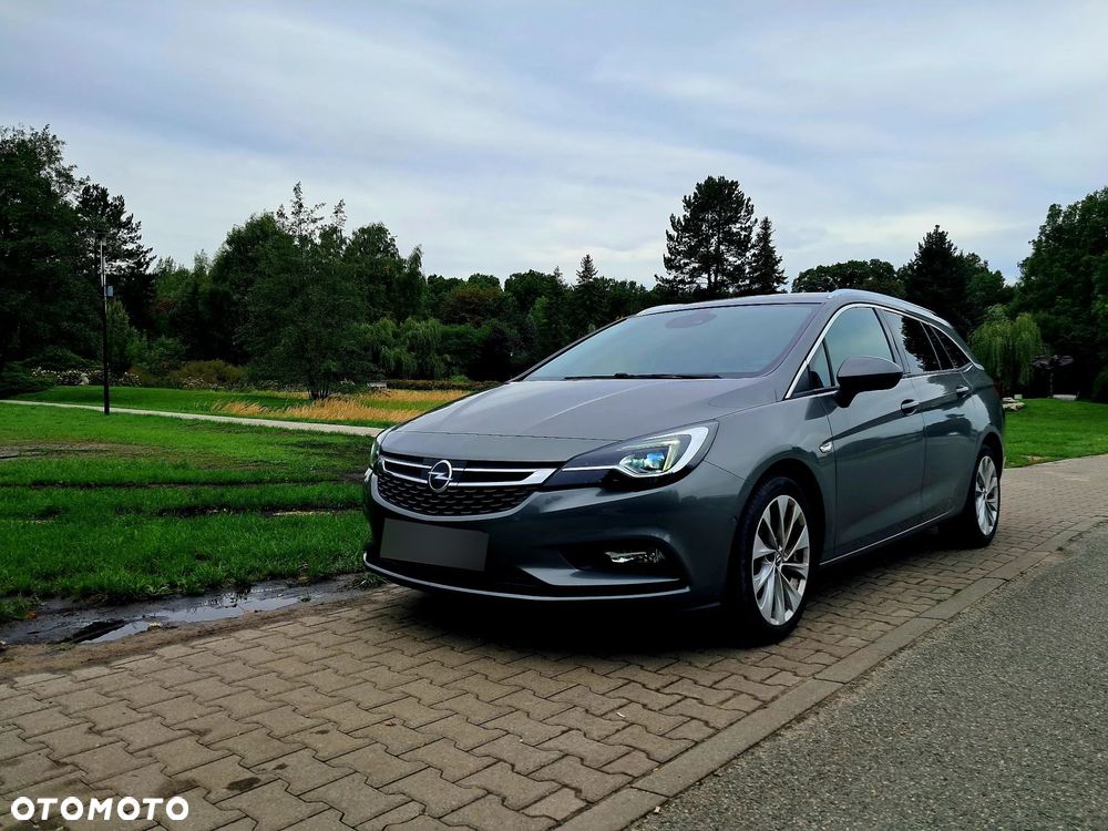 Opel Astra 1.4 T Elite - 1