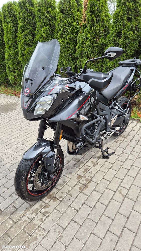 Triumph Tiger - 33