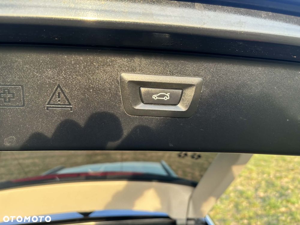 BMW Seria 5 520d - 26