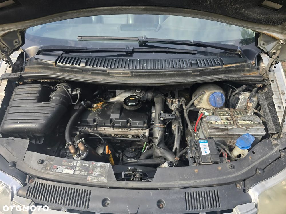Volkswagen Sharan 1.9 TDI Highline - 10