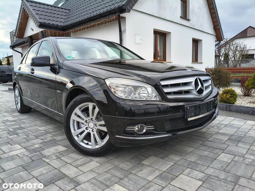 Mercedes-Benz Klasa C 180 Kompressor BlueEFFICIENCY Avantgarde - 8