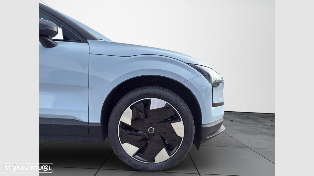 Volvo EX30 69 kWh Single Motor Extended Range Plus - 9