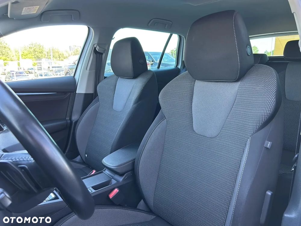 Skoda Octavia 1.5 TSI e-Tec Ambition DSG - 8
