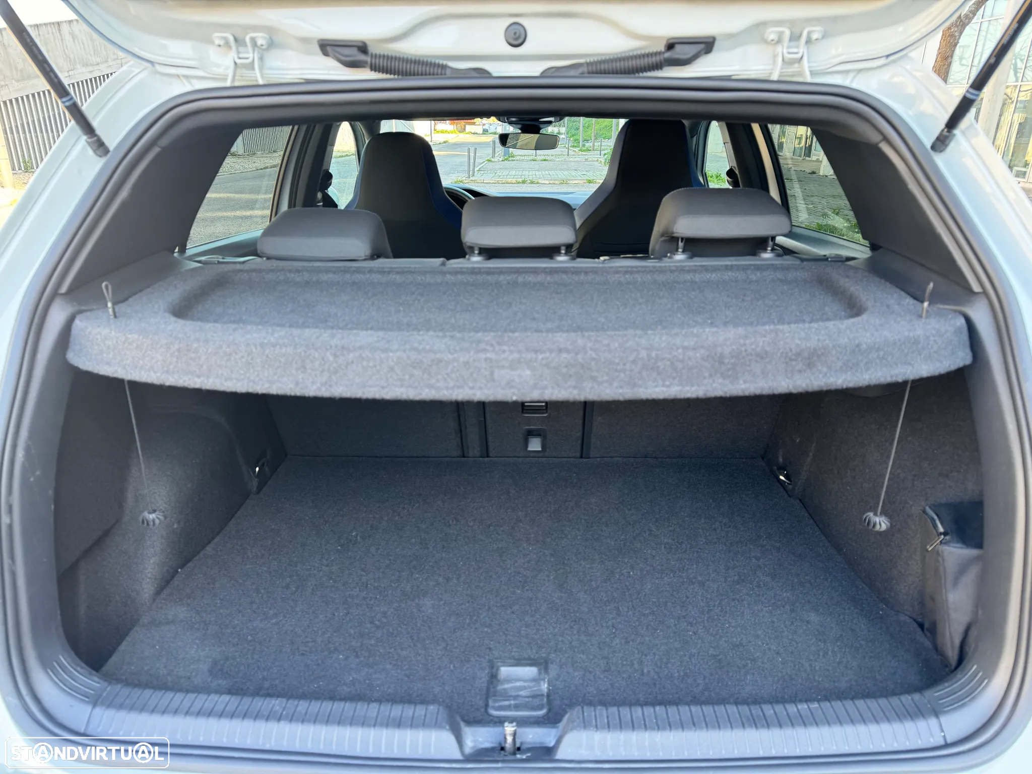 VW Golf 1.4 TSI GTE+ DSG - 6