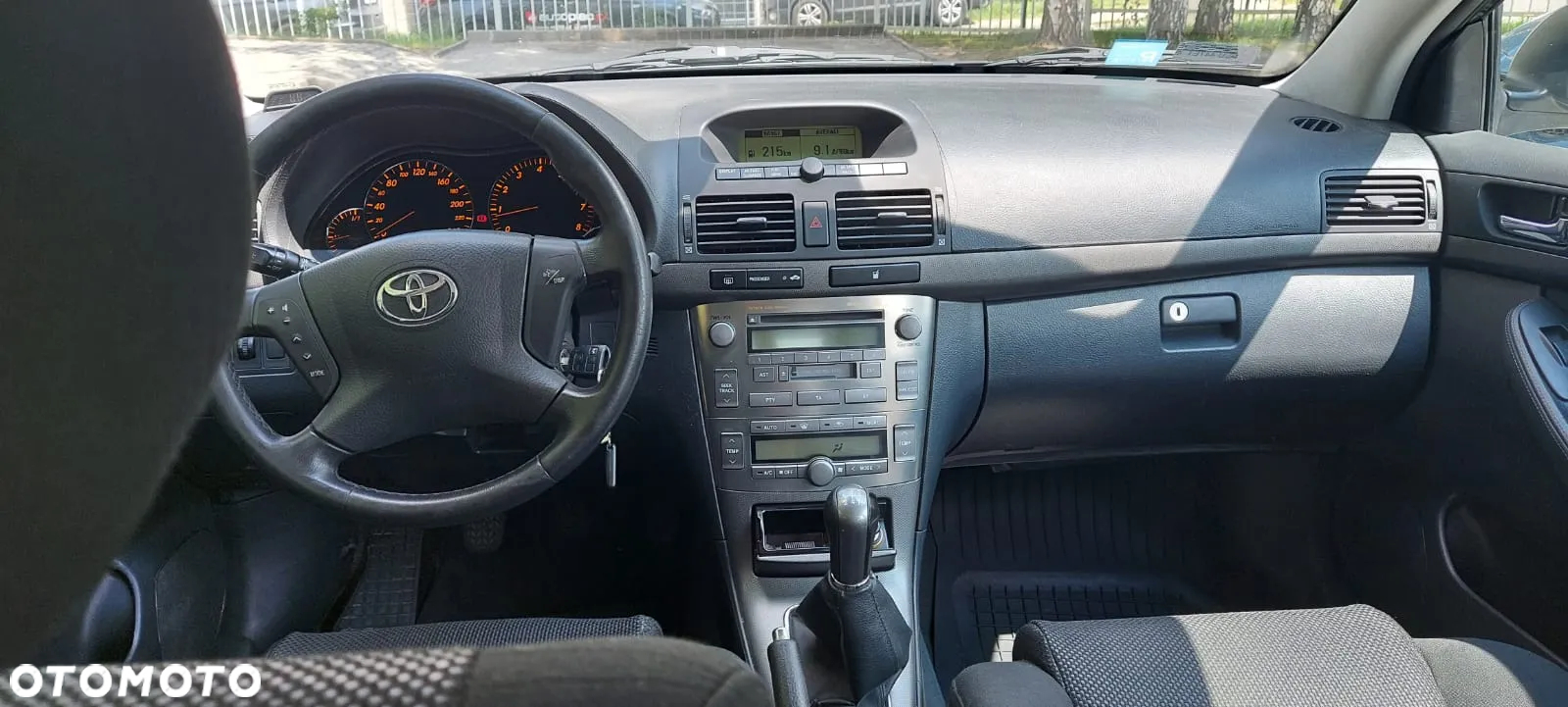 Toyota Avensis 1.8 VVT-i Sol - 5