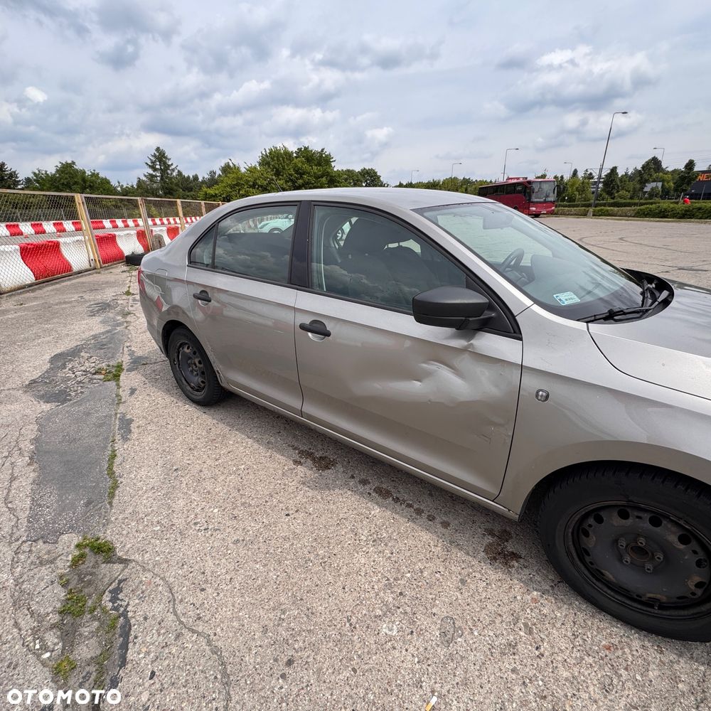 Skoda RAPID - 6
