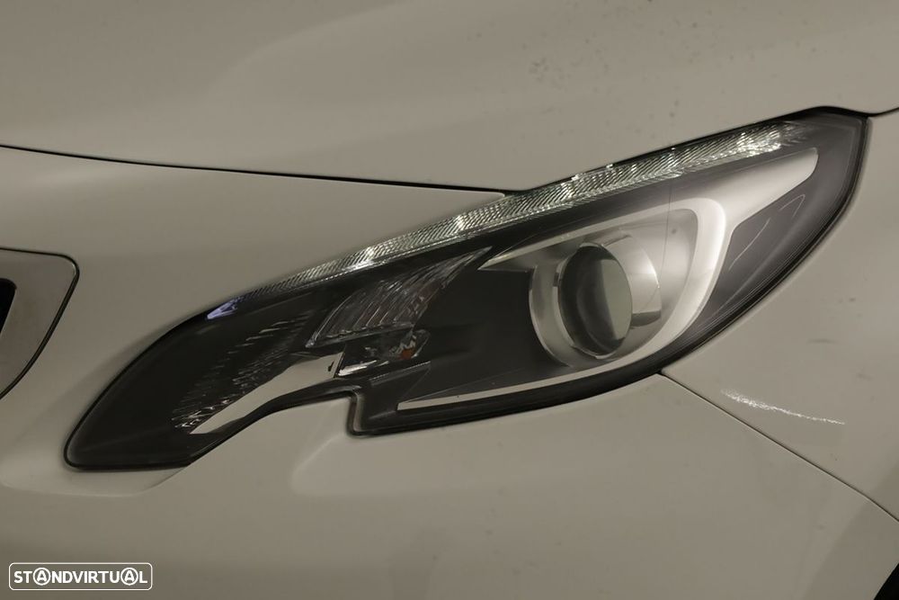 Peugeot 2008 1.2 PureTech Active - 6