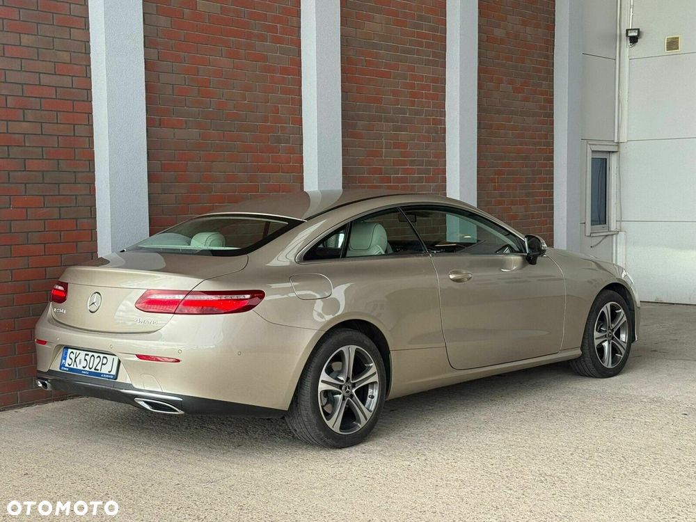 Mercedes-Benz Klasa E - 4