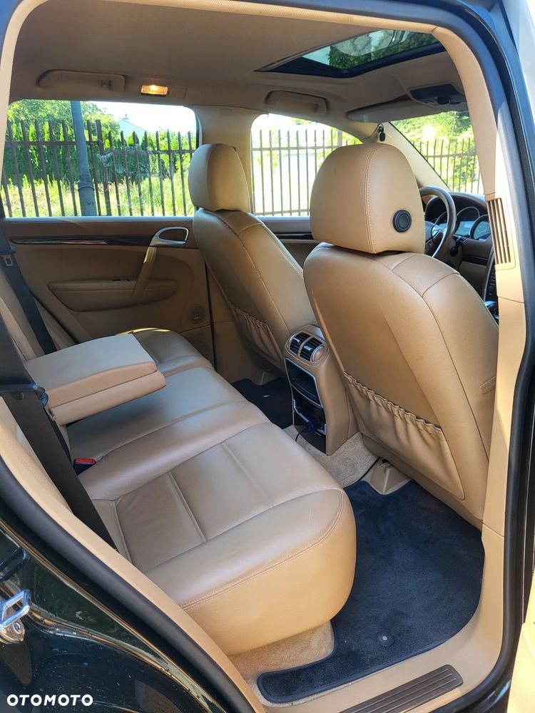 Porsche Cayenne S Tiptronic - 8