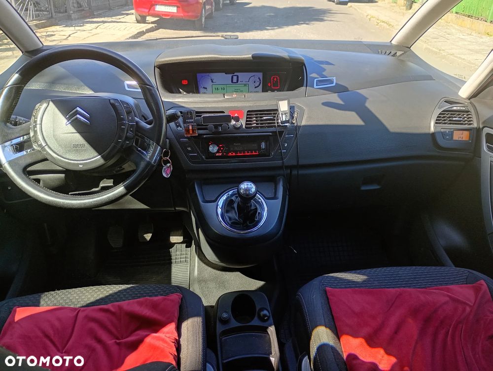 Citroën C4 Picasso 1.6 HDi FAP Exclusive - 6