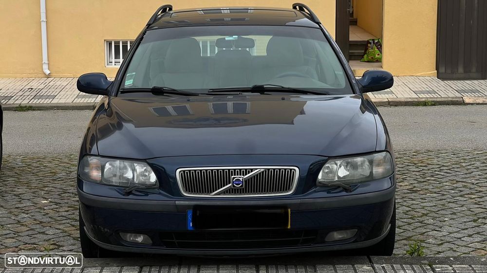 Volvo V70 2.4 D5 - 1