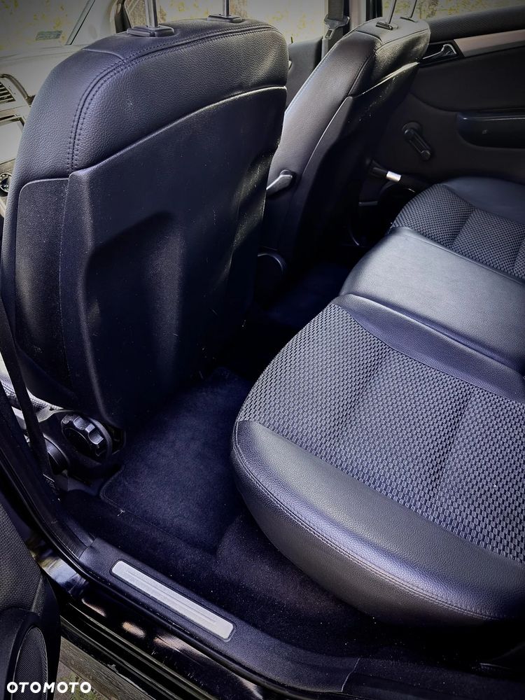 Mercedes-Benz Klasa B 180 CDI Autotronic - 10