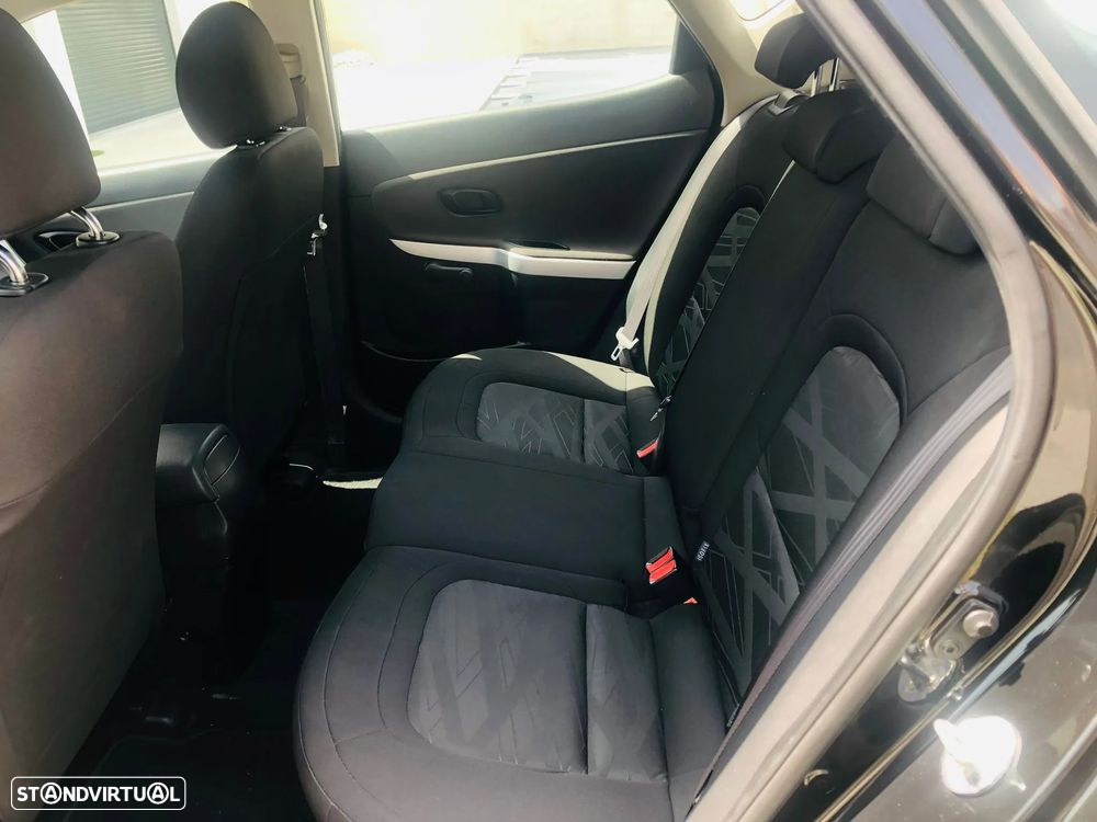 Kia Ceed 1.4 CRDi - 5