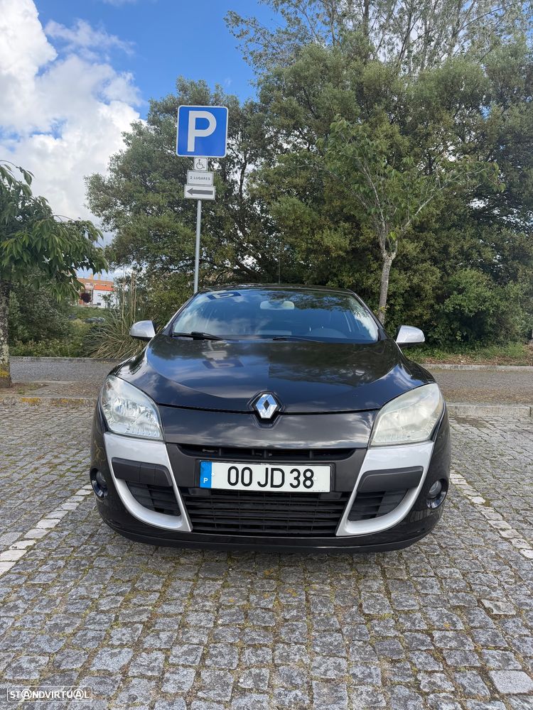 Renault Mégane Coupe 1.5 dCi Dynamique - 3