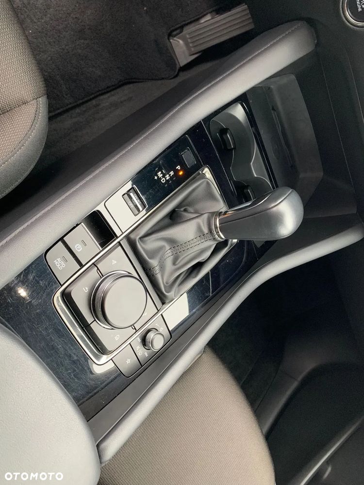 Mazda 3 2.0 mHEV Exclusive Line - 34