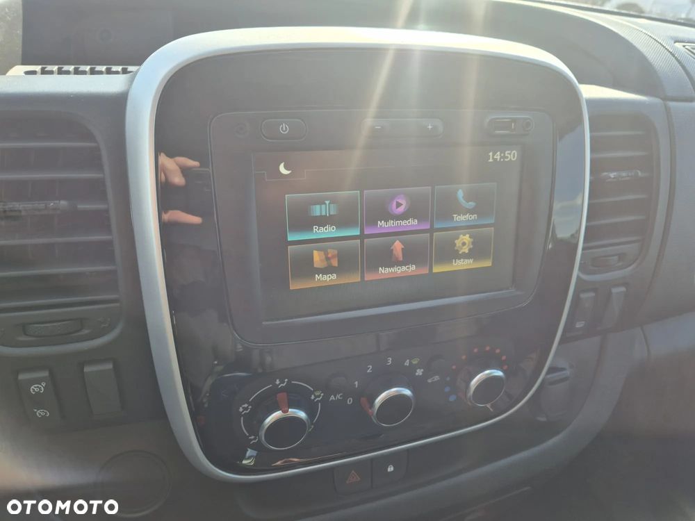 Renault Trafic - 10