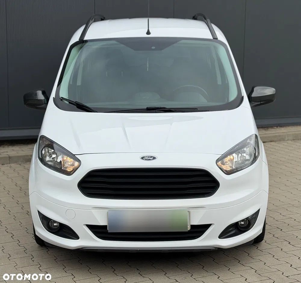 Ford Tourneo Courier 1.0 EcoBoost S&S Titanium - 3