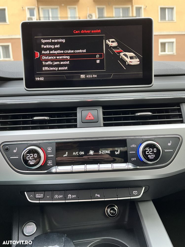 Audi A4 2.0 TDI quattro S tronic - 30