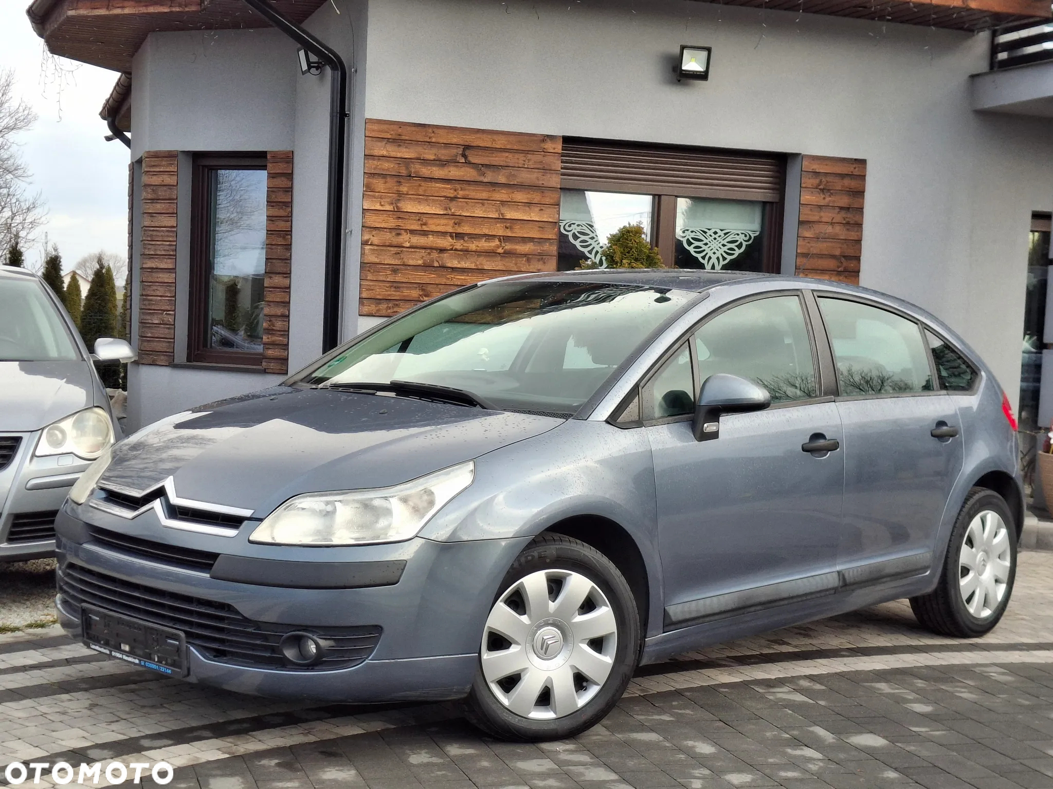Citroën C4 1.4 16V Advance - 7