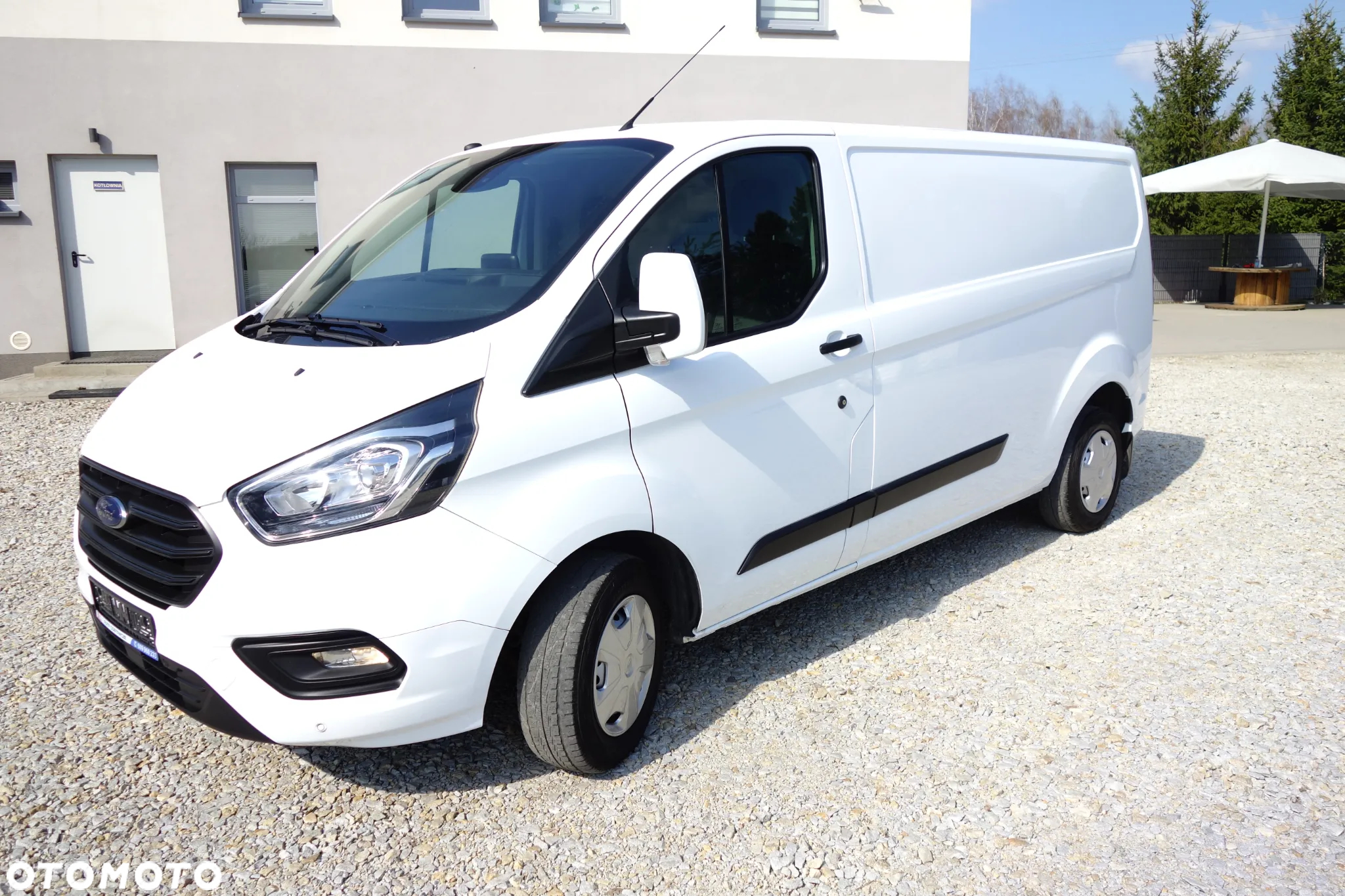 Ford Transit Custom Long  2.0 Ecoblue 130 KM Klima Webasto Kamera - 23