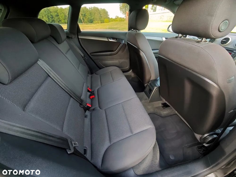 Audi A3 Sportback 1.2 TFSI Attraction - 30